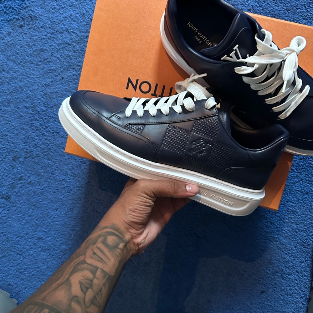 Louis Vuitton Beverly sneakers